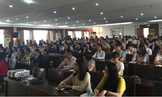 物业管理礼仪礼貌培训班成功举办
